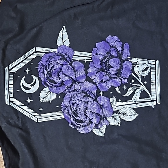 Coffin Floral Crop Hoodie - Picture 4 of 12